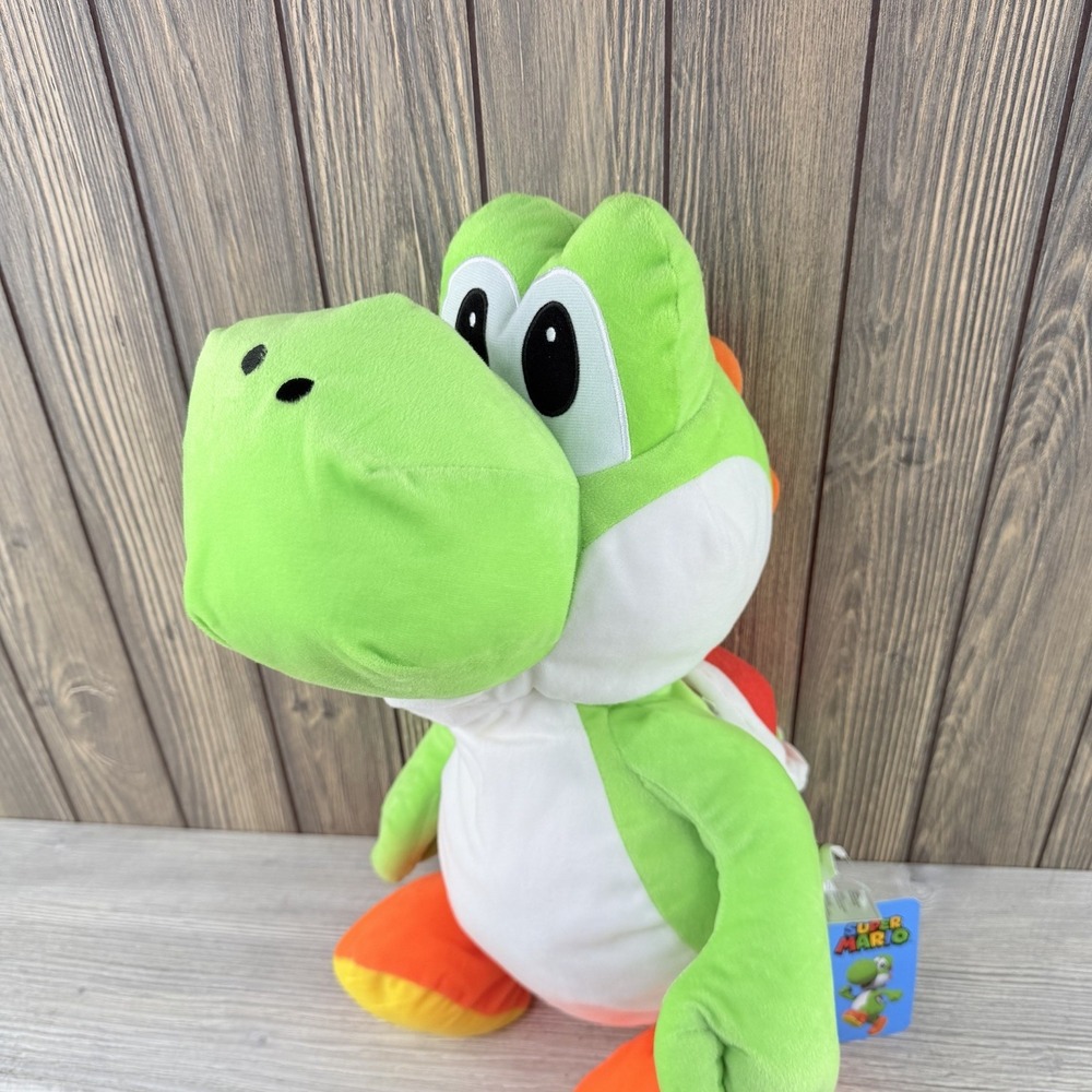 Nintendo Super Mario Yoshi Cuddle Pillow Plush Hidden Compartment 2019 New